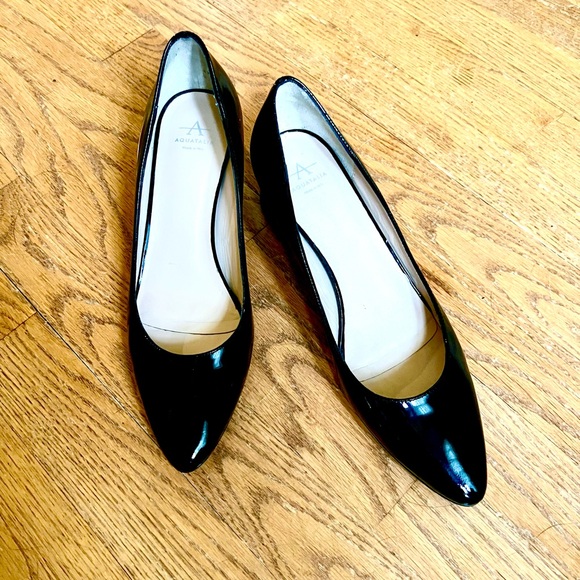 Aquatalia Phoebe black patent pumps size 8, NWOT - Picture 1 of 3